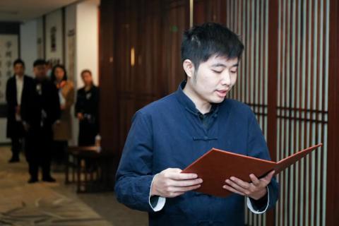 罗湖区人大常委副主任谭会茹一行莅临28圈调研