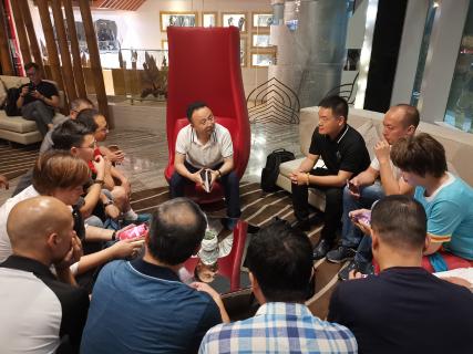 让中国企业家更有眼界——28圈创始人李厚德率领企业家学员游学越南站
