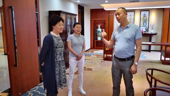 赣江南昌经开区领导受邀访问28圈加速器，为优质项目落地南昌创造新机遇